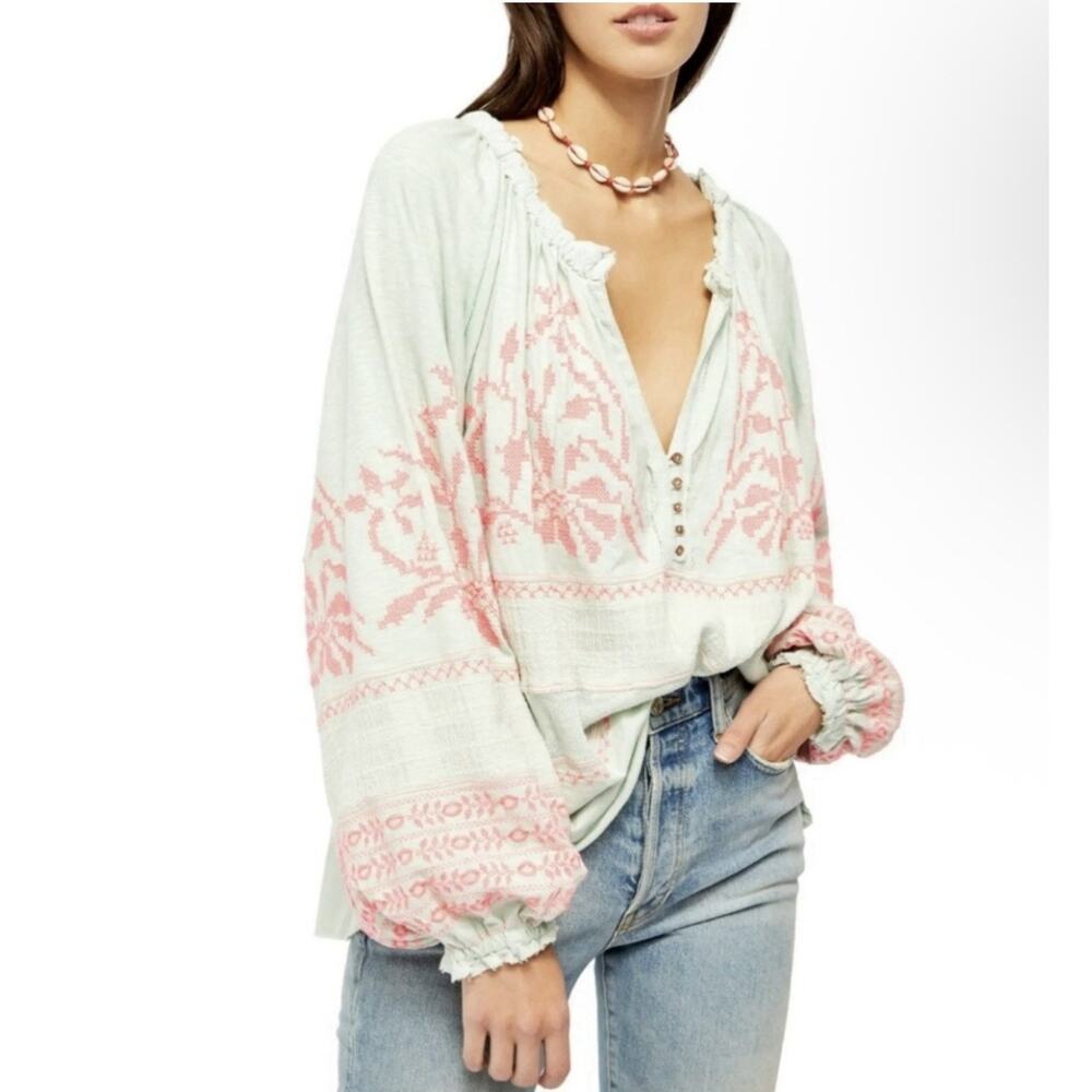 Free People Persuasion Blouse XS Pale Mint Green Embroidered Pink‎ Folk Stitch